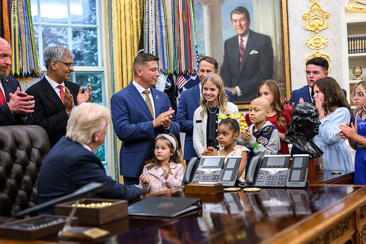 President Trump signs an executive order (White House photo)